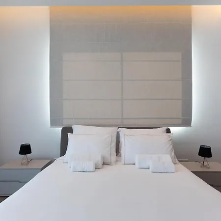 Vivo Mare Beachfront Villas- Blue Diamond Aya Napa