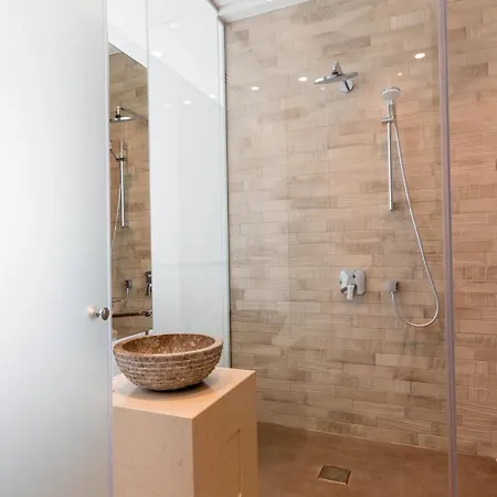 Villa Vivo Mare Beachfront Villas- Blue Diamond *