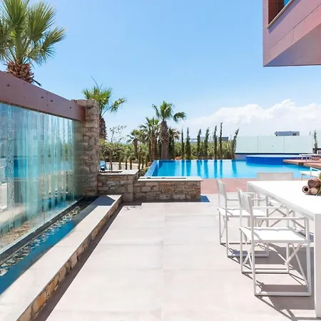 Вилла Vivo Mare Beachfront Villas- Blue Diamond