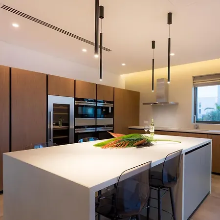 Vivo Mare Beachfront Villas- Blue Diamond Villa *