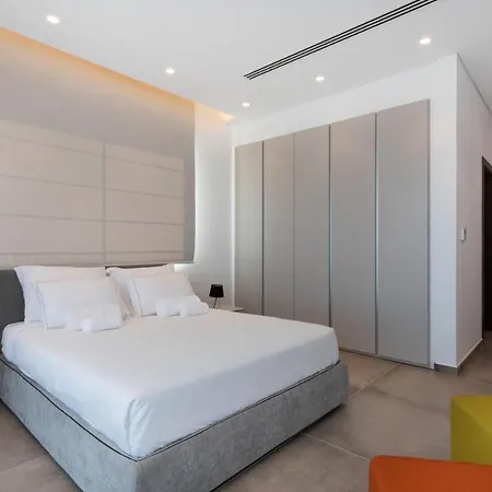 Vivo Mare Beachfront Villas- Blue Diamond Villa